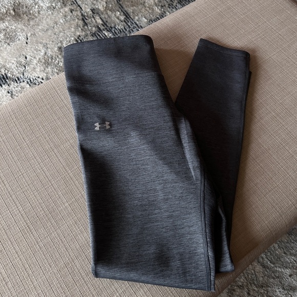 Under armor compression cold gear leggings - Picture 3 of 4